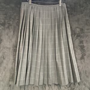 Calvin Klien size 8 long gray windowpane academia pleated skirt preppy